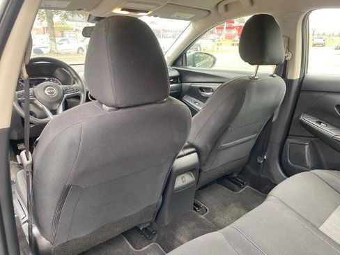 Used 2024 Nissan Sentra SV image 29