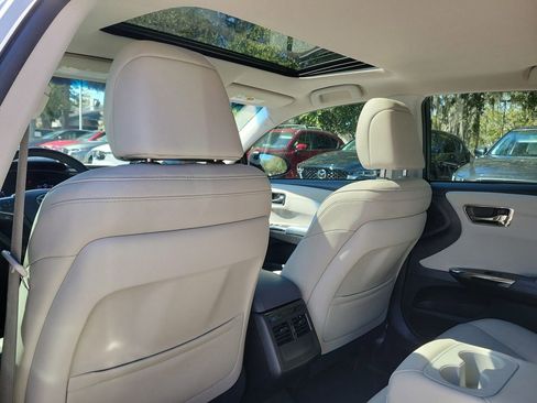 Used 2015 Toyota Avalon XLE Touring image 8