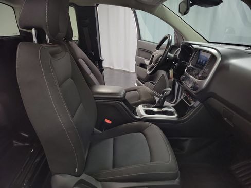 Used 2022 Chevrolet Colorado LT w/ Fleet Safety Package RWD image 34