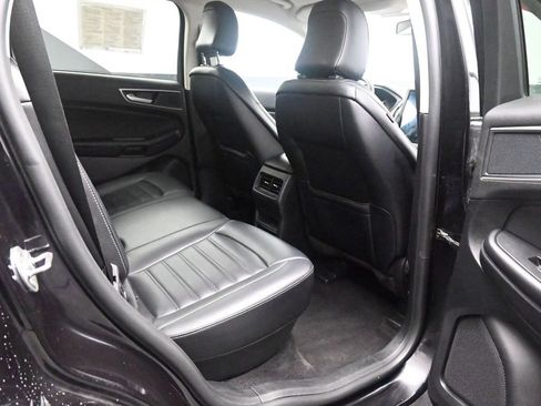 Used 2024 Ford Edge SEL image 23