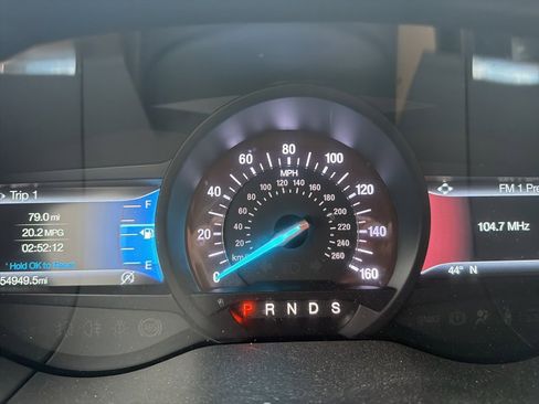 Used 2019 Ford Edge Titanium w/ Cold Weather Package image 16