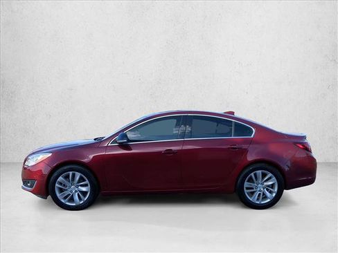 Used 2016 Buick Regal image 9