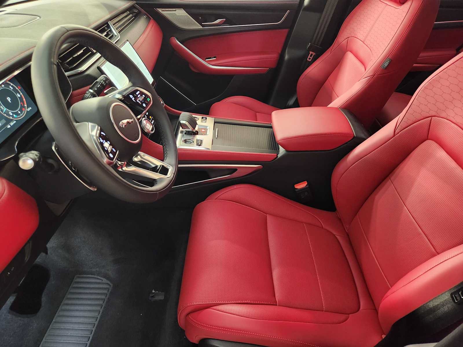 New 2026 Jaguar F-PACE R-Dynamic S AWD/4WD image 14