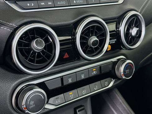 Used 2024 Nissan Sentra SV image 23