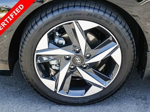 Certified 2023 Hyundai Elantra SEL w/ Convenience Package FWD image 9