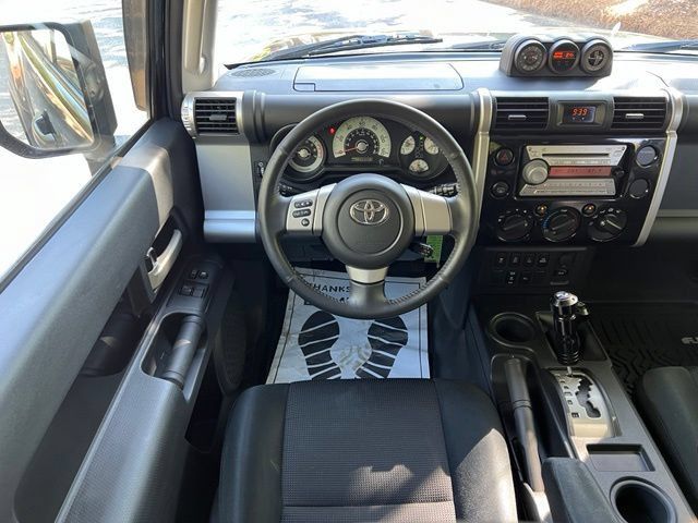Used 2010 Toyota FJ Cruiser 4WD w/ Upgrade Pkg 2 image 23