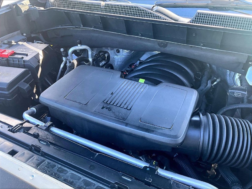 Used 2025 Chevrolet Silverado 1500 RST AWD/4WD image 35