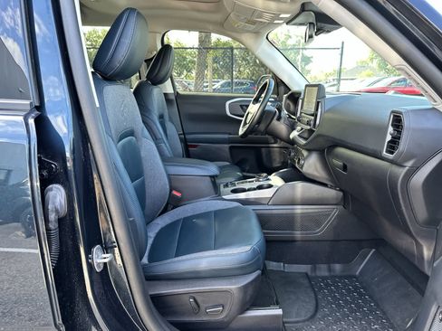 Used 2023 Ford Bronco Sport Outer Banks w/ Tech Package AWD/4WD image 9