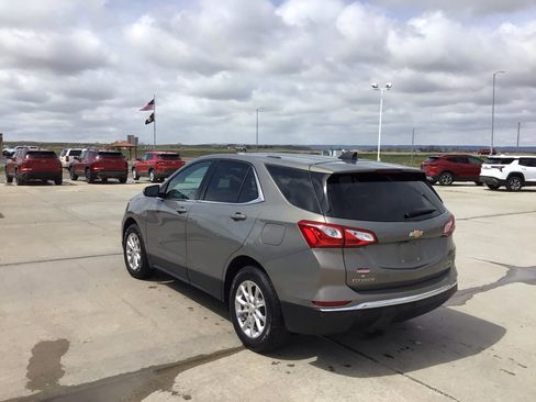 Used 2019 Chevrolet Equinox LT AWD/4WD image 3