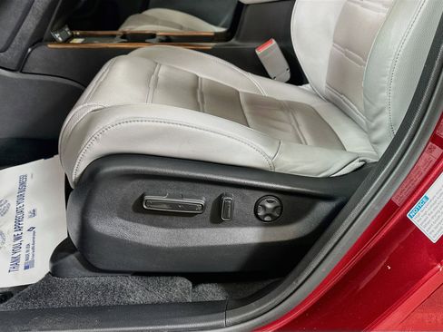 Used 2021 Honda CR-V Touring image 19