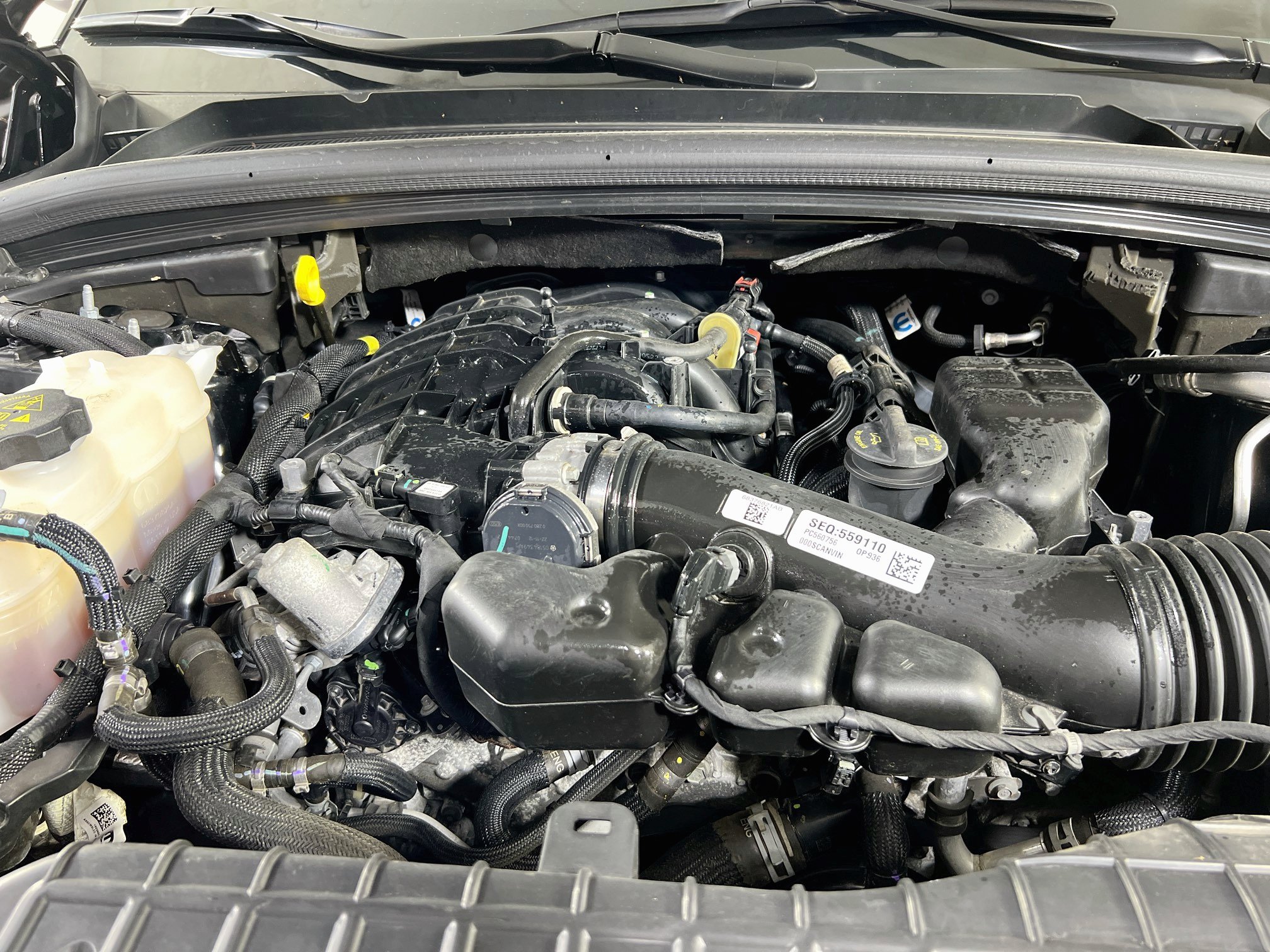 Used 2023 Jeep Grand Cherokee Limited AWD/4WD image 29