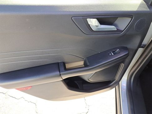 Used 2022 Ford Escape SEL w/ Technology Package image 7