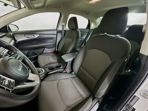 Used 2024 Kia Forte LXS image 13