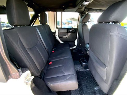 Used 2017 Jeep Wrangler Unlimited Sport w/ Quick Order Package 24S AWD/4WD image 17