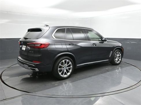 Used 2020 BMW X5 sDrive40i w/ Premium Package image 11