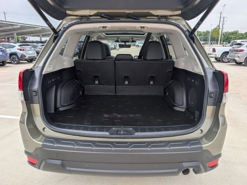 Certified 2024 Subaru Forester Limited AWD/4WD image 30