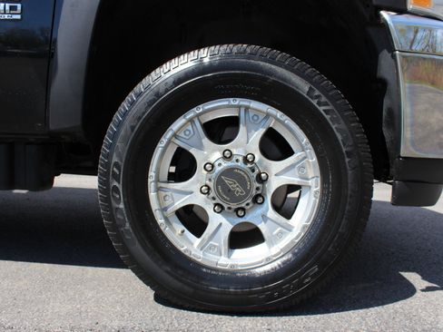 Used 2013 Chevrolet Silverado 2500 LTZ image 46