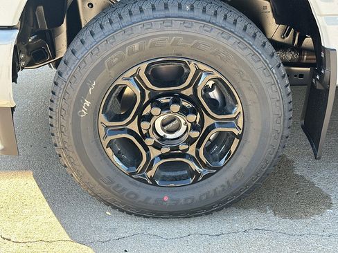 New 2026 Ford F250 XL AWD/4WD image 3