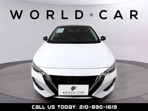 Used 2023 Nissan Sentra SR w/ Electronics Package image 3