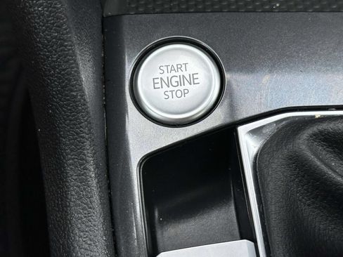 Used 2022 Volkswagen Tiguan SE AWD/4WD image 20