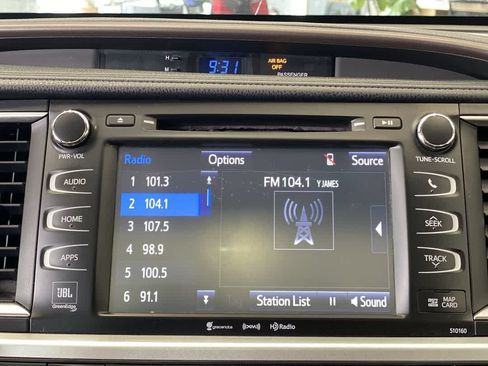 Used 2016 Toyota Highlander Limited AWD/4WD image 19