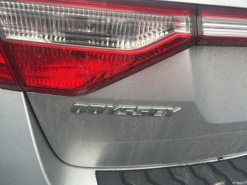 Used 2011 Honda Odyssey Touring image 14