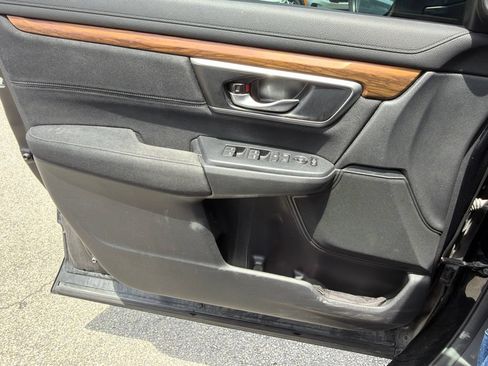 Used 2019 Honda CR-V EX image 4