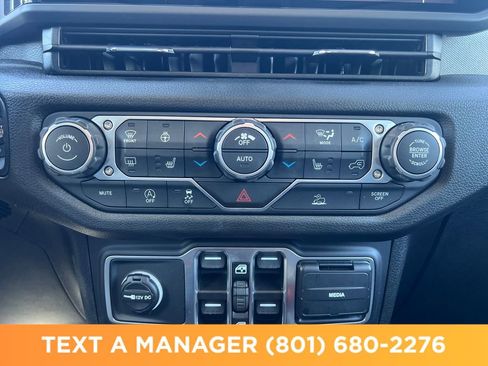 New 2026 Jeep Gladiator Sport AWD/4WD image 19