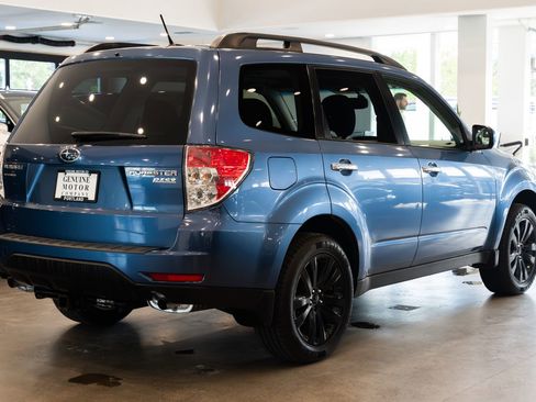 Used 2012 Subaru Forester 2.5X Premium w/ Popular Pkg 2 AWD/4WD image 4