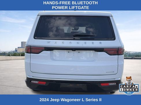 Used 2024 Jeep Wagoneer L Series II image 4