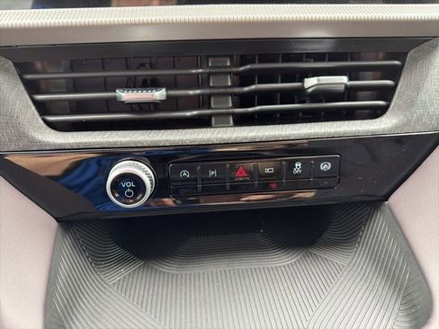 New 2026 Ford Explorer Platinum image 25