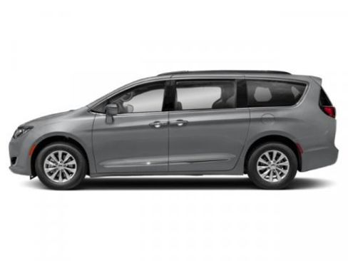 Used 2018 Chrysler Pacifica Touring-L w/ Premium Audio Group FWD image 6