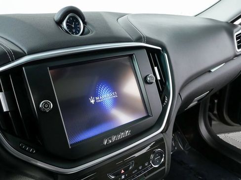 Used 2016 Maserati Ghibli image 14