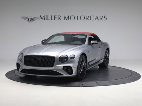 Certified 2023 Bentley Continental GT V8 image 15