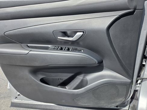 Used 2025 Hyundai Tucson SEL FWD image 19