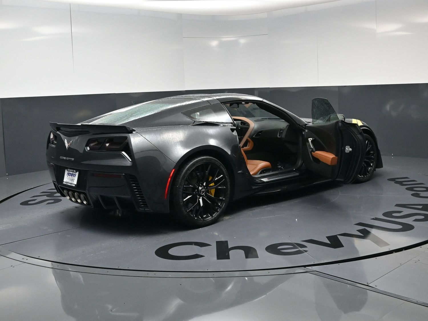 Used 2018 Chevrolet Corvette Grand Sport RWD image 26
