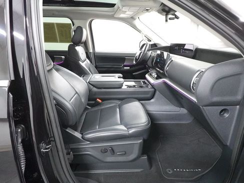 Certified 2025 Ford Expedition Platinum AWD/4WD image 45