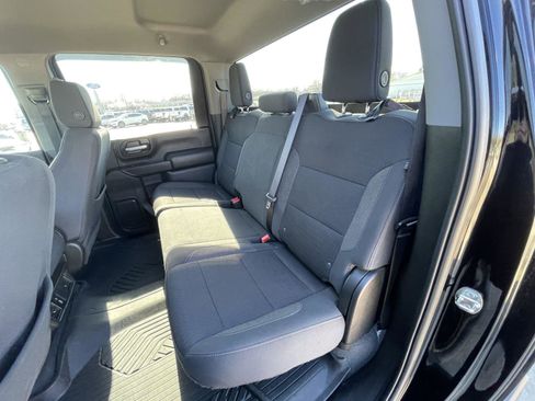 Used 2024 Chevrolet Silverado 2500 Custom w/ Custom Value Package image 32