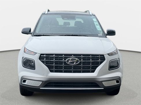 New 2026 Hyundai Venue SEL image 2