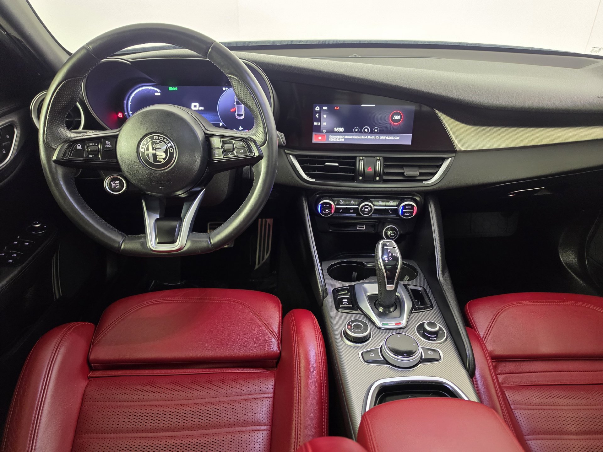 Used 2024 Alfa Romeo Giulia Ti w/ Performance Driving Package RWD image 24