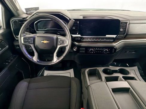 Used 2023 Chevrolet Silverado 1500 LT AWD/4WD image 21
