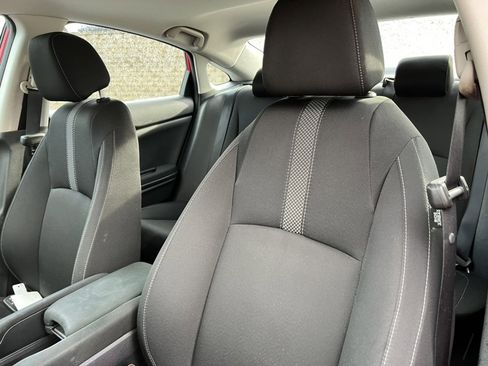 Used 2019 Honda Civic EX image 12