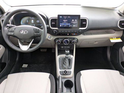 New 2026 Hyundai Venue SEL FWD image 10
