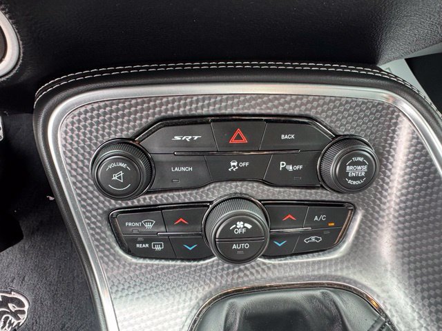 Used 2015 Dodge Challenger SRT Hellcat RWD image 30