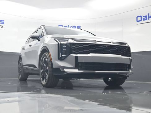 New 2026 Kia Sportage SX FWD image 40