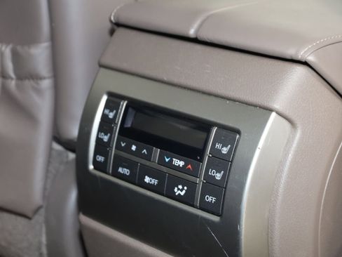 Used 2019 Lexus GX 460 Premium image 14