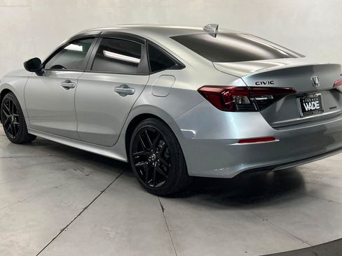 Used 2026 Honda Civic Sport image 3
