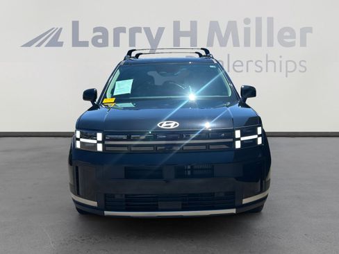 Certified 2025 Hyundai Santa Fe Limited FWD image 9