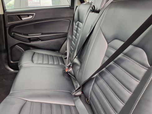 Used 2024 Ford Edge SEL AWD/4WD image 7