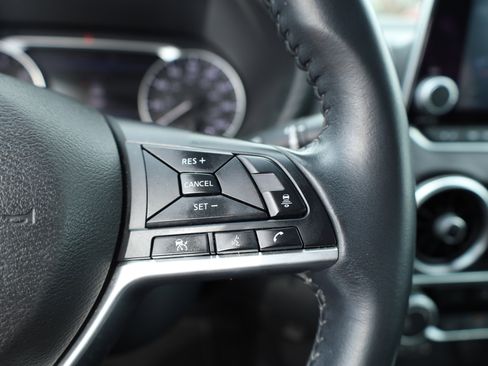 Used 2022 Nissan Sentra SV image 22